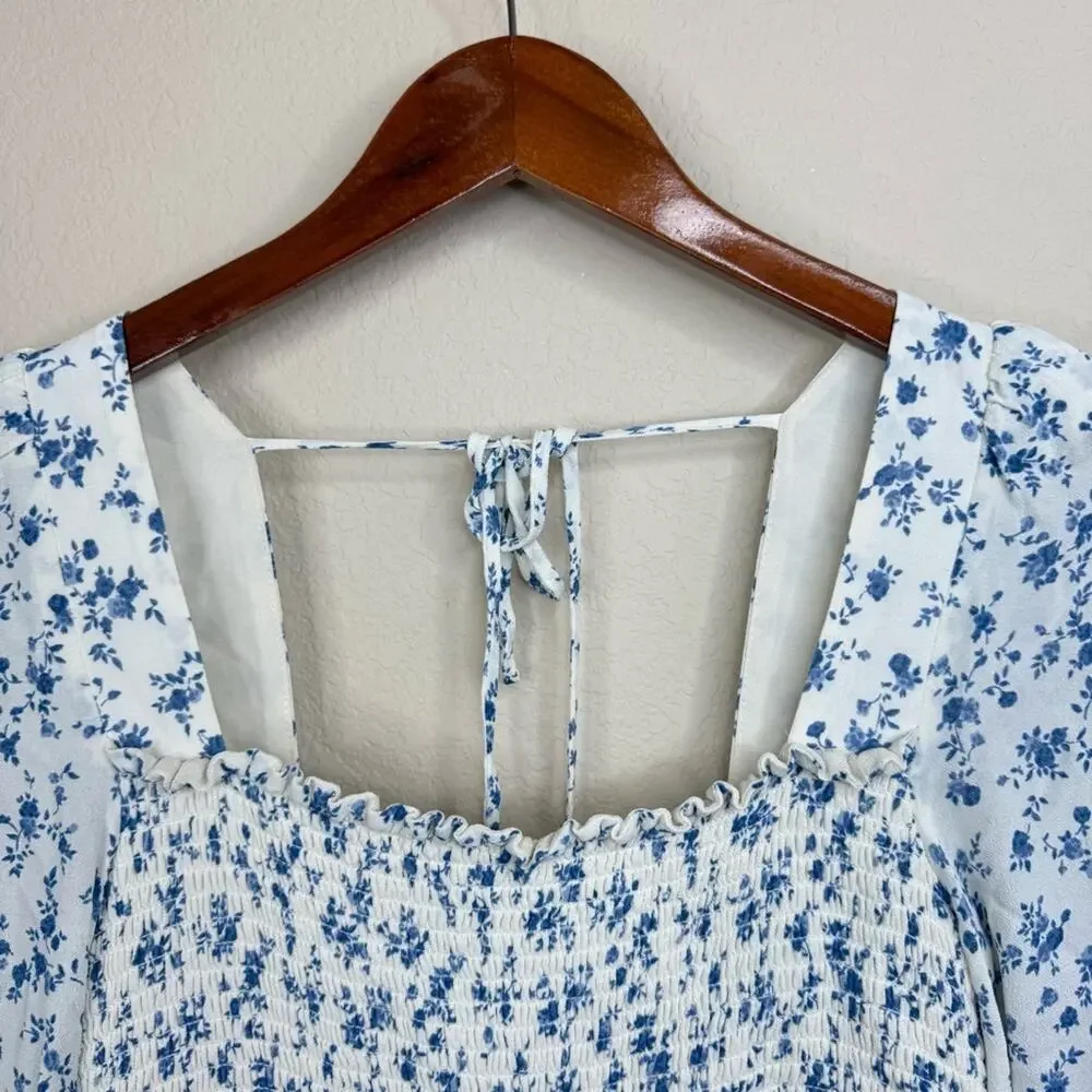 REFORMATION Braelyn Top Blue White Smocked Floral Pull On Spring Women’s Sz L